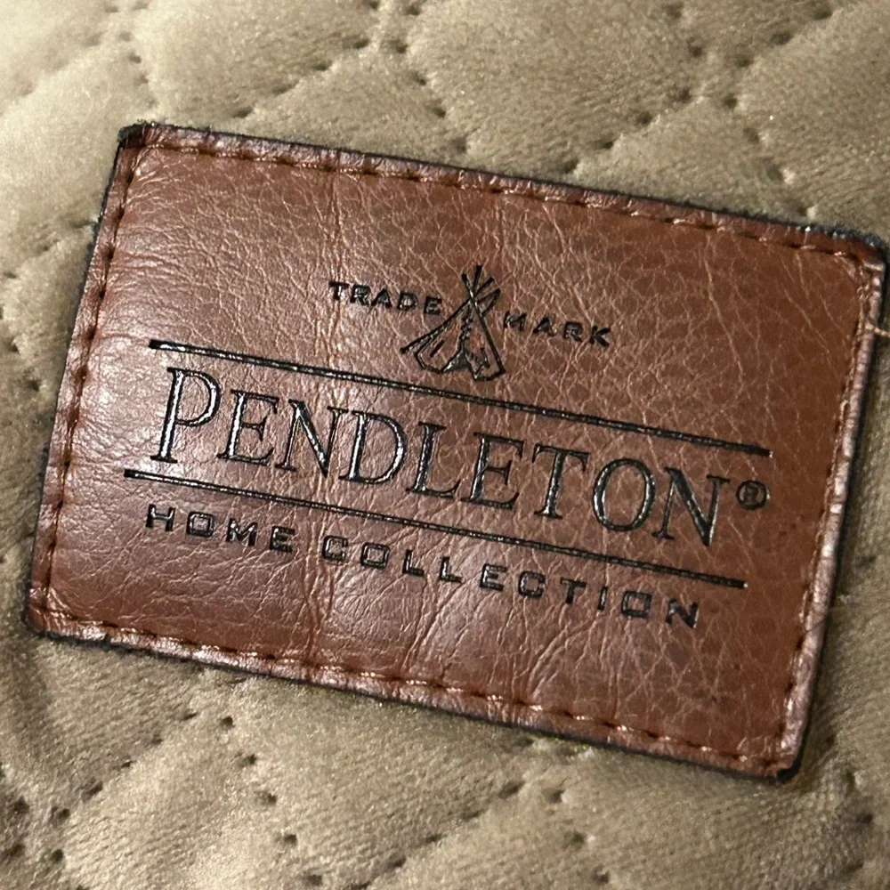 Pendleton Silver Quilted Bedspread
